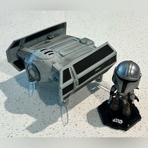 Star Wars TIE Fighter Advanced X1 + Funko MYSTERY Mini Star Wars MANDALORIAN